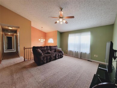 137 Ridge Dr, Maryville, IL 62062 - photo 6