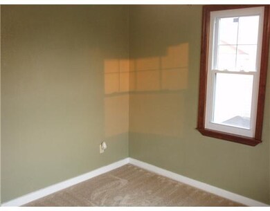 Bedroom. 2nd bedroom
