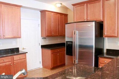 14570 Marlow St unit 105, Gainesville, VA 20155 - photo 3