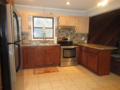 375 Wild Acres Dr, Dingmans Ferry, PA 18328 - photo 2