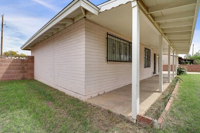 full covered front porch