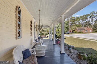 610 W Liberty St, Claxton, GA 30417 - photo 5