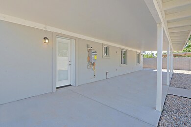 2001 N 29th Place, Phoenix, AZ 85008 - photo 3