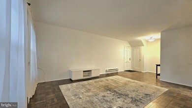 3231 Martha Custis Dr unit 849-3231, Alexandria, VA 22302 - photo 5