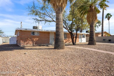 2101 S Farwell Ave, Tucson, AZ 85711 - photo 3