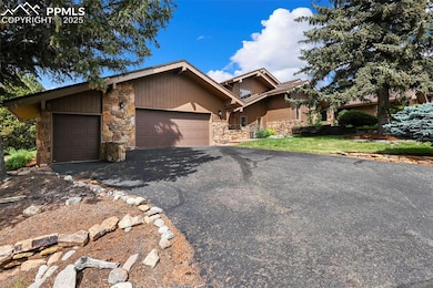 Oversized 2 car garage and golf cart bay