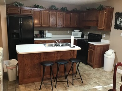 710 Whitthorne St, Shelbyville, TN 37160 - photo 5