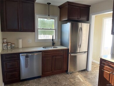 276 Stenzil St, North Tonawanda, NY 14120 - photo 4