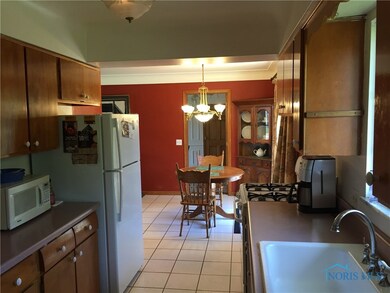 2502 Melva Ct, Toledo, OH 43611 - photo 6