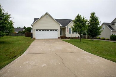 725 Summey Farm Dr, Dallas, NC 28034 - photo 2