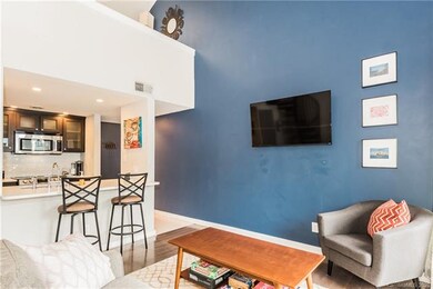 244 S Cedar St unit 10, Charlotte, NC 28202 - photo 4