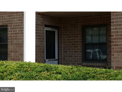 110 Woodstream Dr, Norristown, PA 19403 - photo 3