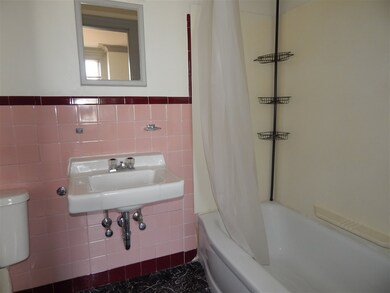 599 Middle St unit 3, Portsmouth, NH 03801 - photo 5