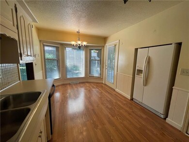 817 NW 13th St, Blue Springs, MO 64015 - photo 7