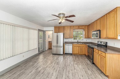 864 Plantation Dr, Titusville, FL 32780 - photo 2