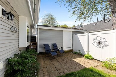 42 Meadow Pond Dr unit F, Leominster, MA 01453 - photo 4