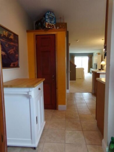 34 Circle Dr unit 12, Ashland, NH 03217 - photo 3