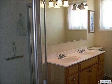 UPSTAIRS BATHROOM DOUBLE SINKS