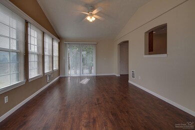 1656 SW 34th St, Redmond, OR 97756 - photo 7