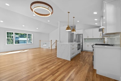 612 Whiting St, Hanover, MA 02339 - photo 2