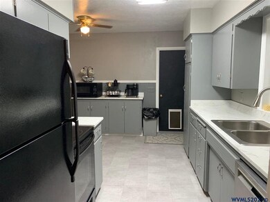 488 Apple Blossom Ave N, Keizer, OR 97303 - photo 5