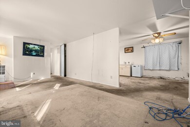 418 Patrick Ln, Herndon, VA 20170 - photo 5