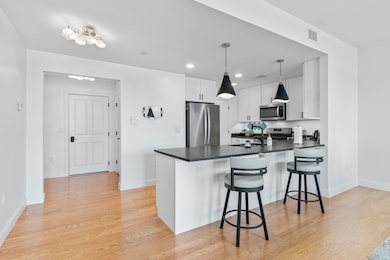 285 Front St_0116