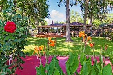 5444 Waterside Dr, Jacksonville, FL 32210 - photo 2