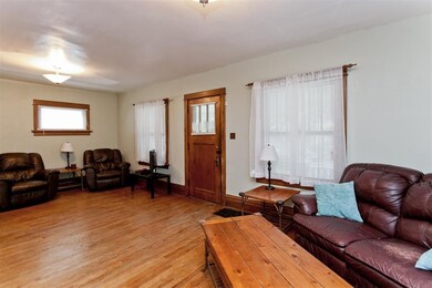 1705 6th Ave SE, Cedar Rapids, IA 52403 - photo 6