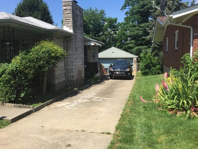 7720 Zenith Way, Louisville, KY 40219 - photo 3