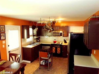 3821 Redstone Dr, Henrico, VA 23294 - photo 2