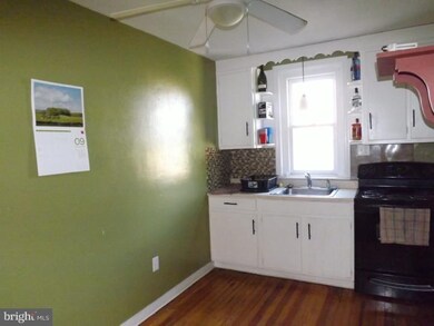 224 E Broad St unit 5, Quakertown, PA 18951 - photo 4