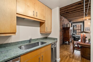 99-105 Broad St unit 5D, Boston, MA 02110 - photo 6