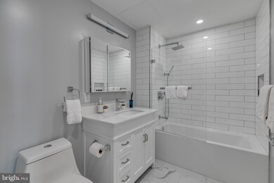 150 S Independence Mall W unit 403, Philadelphia, PA 19106 - photo 2