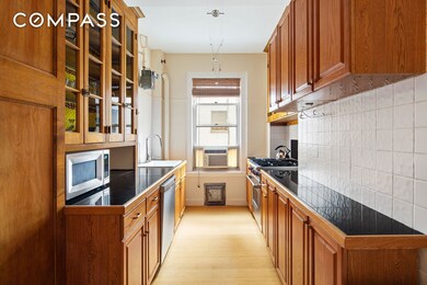 150 E 49th St unit 9E, New York, NY 10017 - photo 3