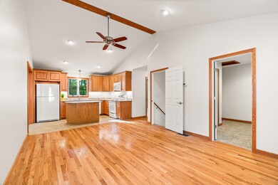 13 Birch Ln, Pelham, NH 03076 - photo 6