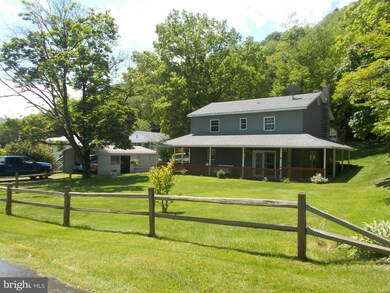 690 W Piedmont St, Keyser, WV 26726 - photo 5