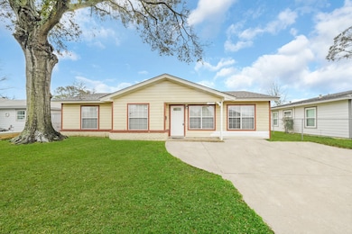 2902 Brea Crest St, Houston, TX 77093 - photo 3
