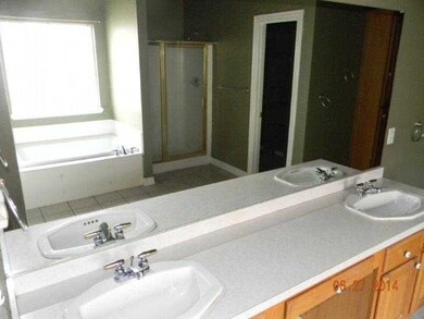 Master Bath/Spa.