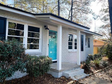 305 Forest Circle