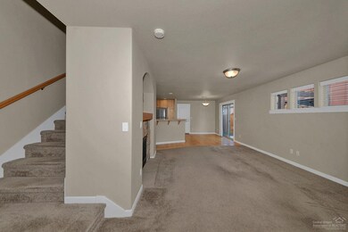 20452 Brentwood Ave, Bend, OR 97702 - photo 3