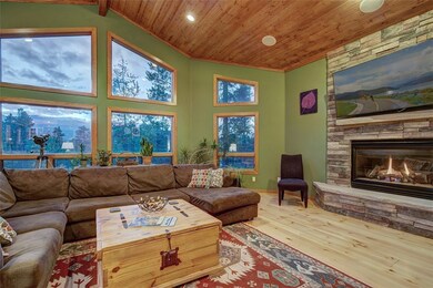 Gas fireplace and mountain views