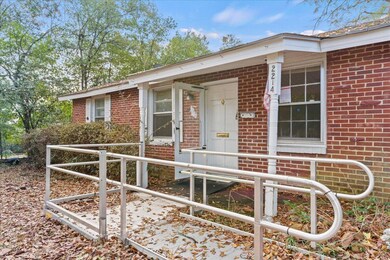 04-Front Porch