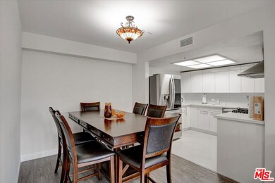 108 W Maple St unit 27, Glendale, CA 91204 - photo 7