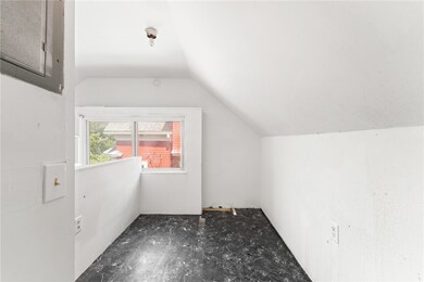 72 Whitmarsh St, Providence, RI 02907 - photo 7