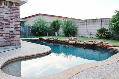 16322 Lakewood Field Dr, Tomball, TX 77377 - photo 6