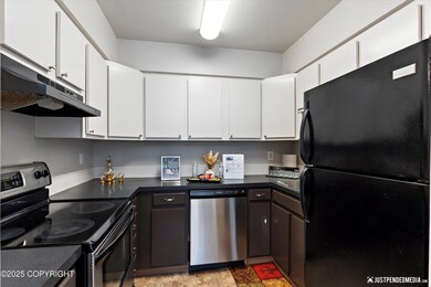 23-DSC0487215