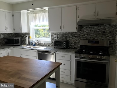 3100 Crest Ave, Cheverly, MD 20785 - photo 4