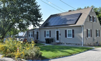 8 Ellis Ave, Dudley, MA 01571 - photo 2