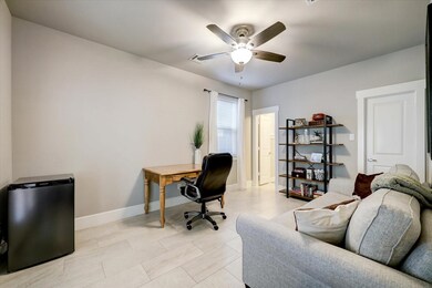 870 Wakefield Dr unit B, Houston, TX 77018 - photo 6